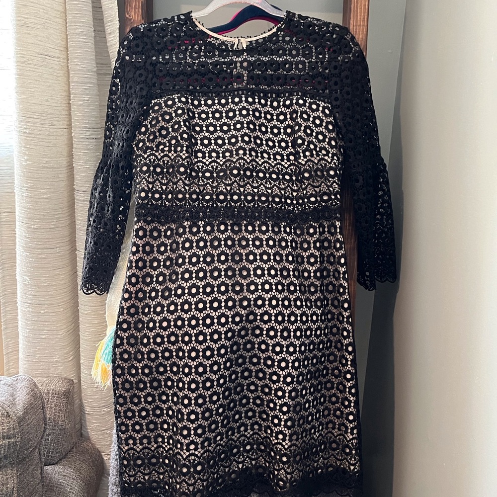 J Crew nude lace overlay dress - gorgeous. Size 6